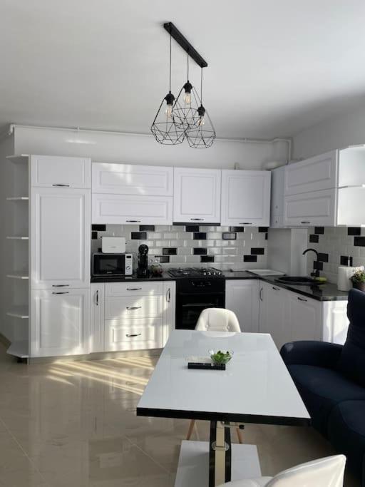Cozy Apartment In The Center Of Клуж-Напока Экстерьер фото